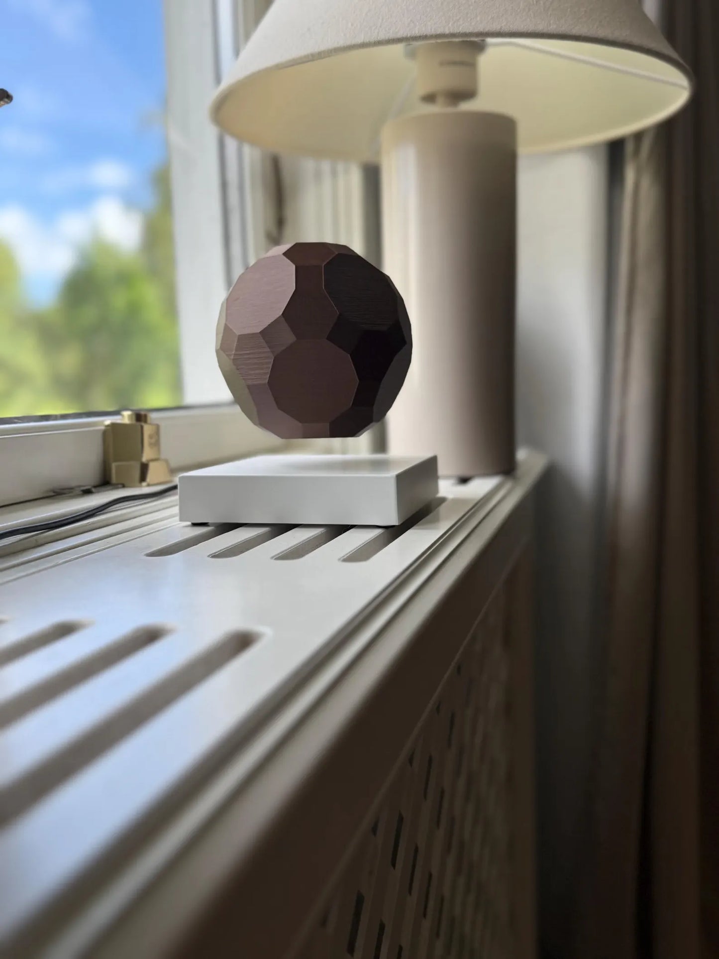 Orb - Including wired magnetic levitating device