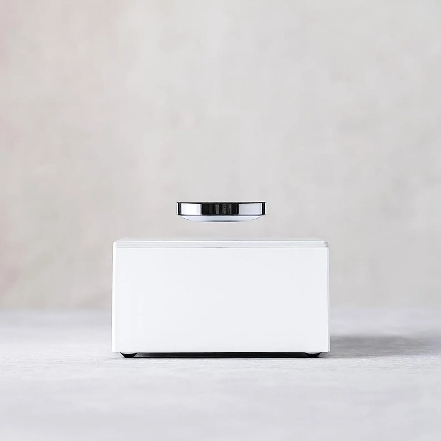 Magnetic Levitating Device - Wireless